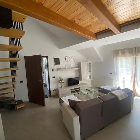 Apartman Galerija โอกูลิน ภายนอก รูปภาพ