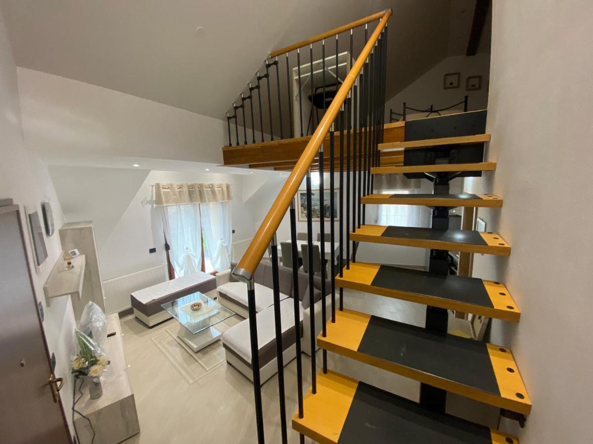 Apartman Galerija โอกูลิน ภายนอก รูปภาพ