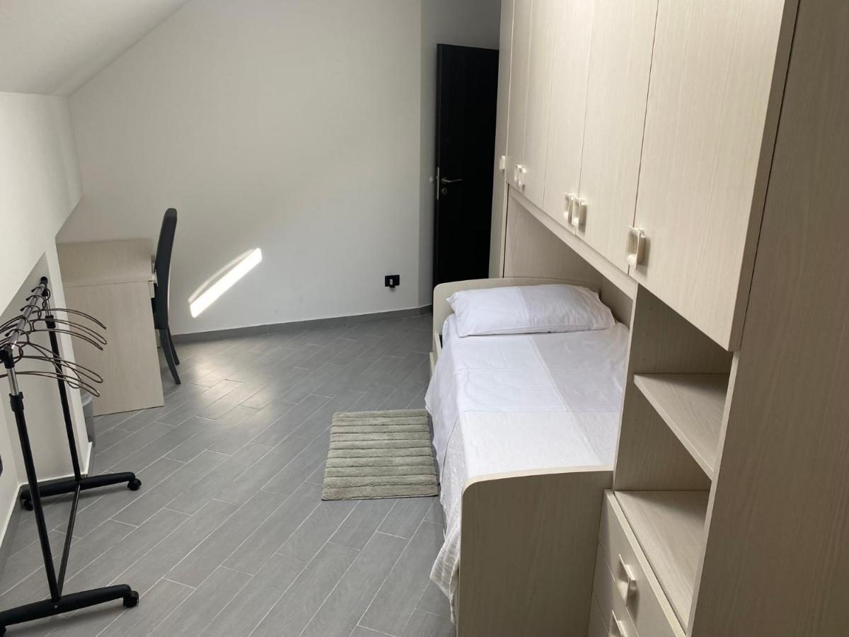 Apartman Galerija โอกูลิน ภายนอก รูปภาพ