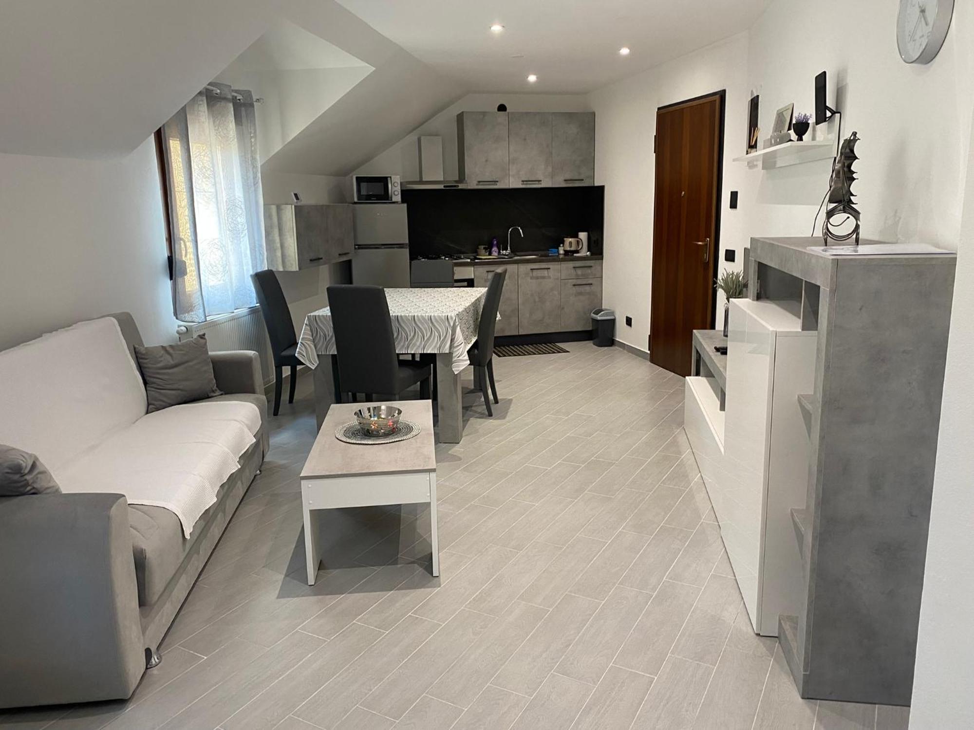 Apartman Galerija โอกูลิน ภายนอก รูปภาพ