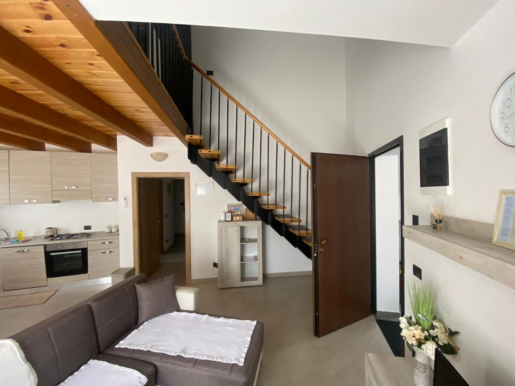 Apartman Galerija โอกูลิน ภายนอก รูปภาพ